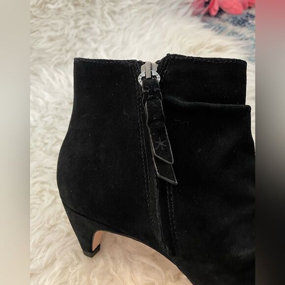 Splendid Ankle Booties Black Suede Kitten Heels 8 - Picture 5 of 10